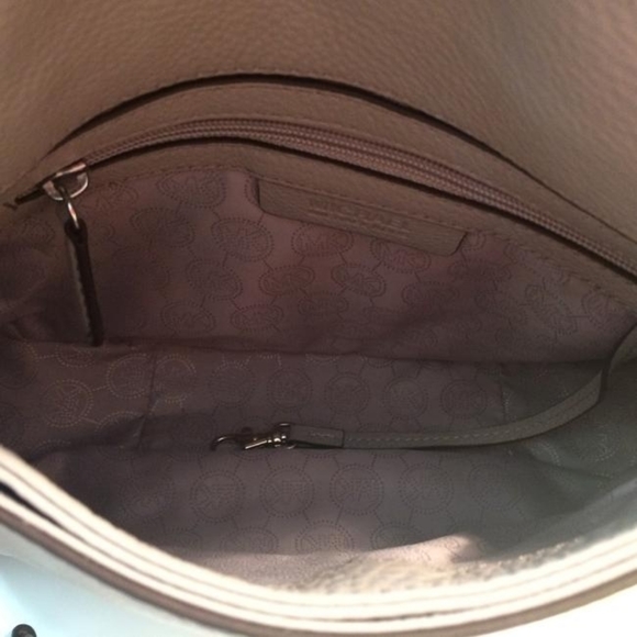 NWT MICHAEL KORS SHOULDER/CROSSBODY BAG - Picture 10 of 12